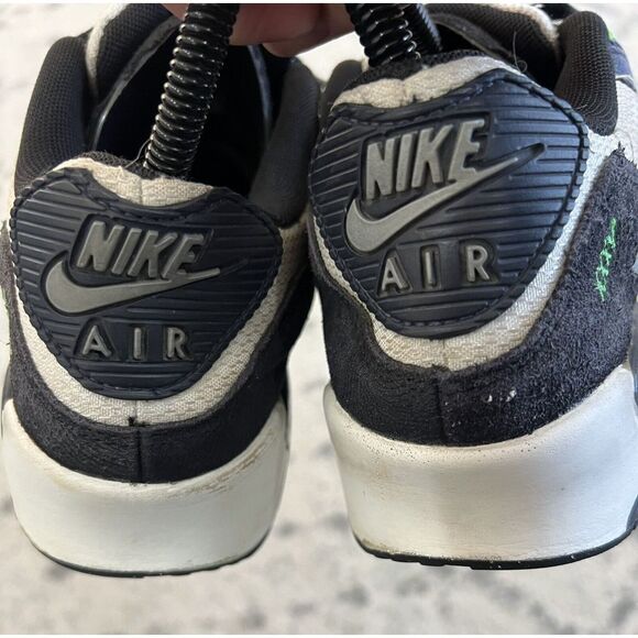 Nike Air Max 90‎ LTR SE Kids Size 6.5Y/Womens 8 Black Scream Green DN4376-001 - Picture 6 of 9